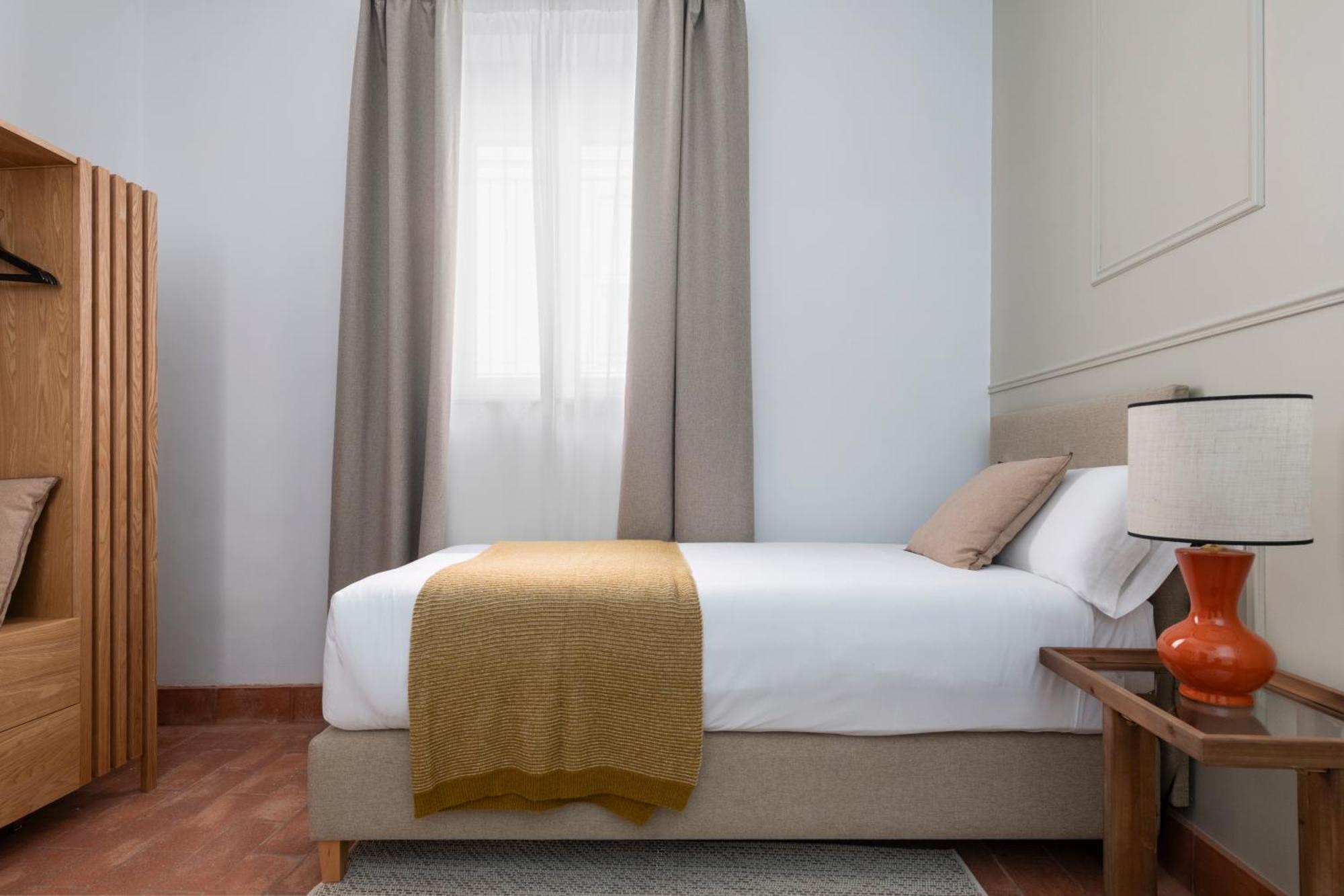 Magno Apartments Santa Clara - Private Terraces With Jacuzzi Sewilla Zewnętrze zdjęcie